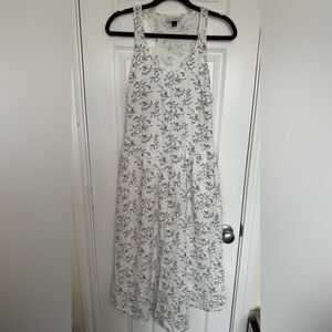 NWOT Universal Thread Drop Waist Midi A-Line Dress with Pockets, White Floral, M